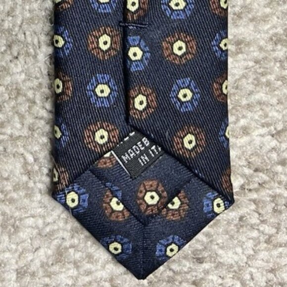 E. Marinella Napoli Archive 1950 Dark Navy Foulard Silk Tie NWOT - 3.25” x 58.5” - Picture 6 of 8